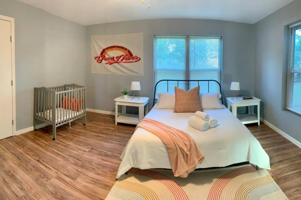 **Min Frm Dwntwn Fort Worth*Modern*Cozy*Townhome** Kültér fotó
