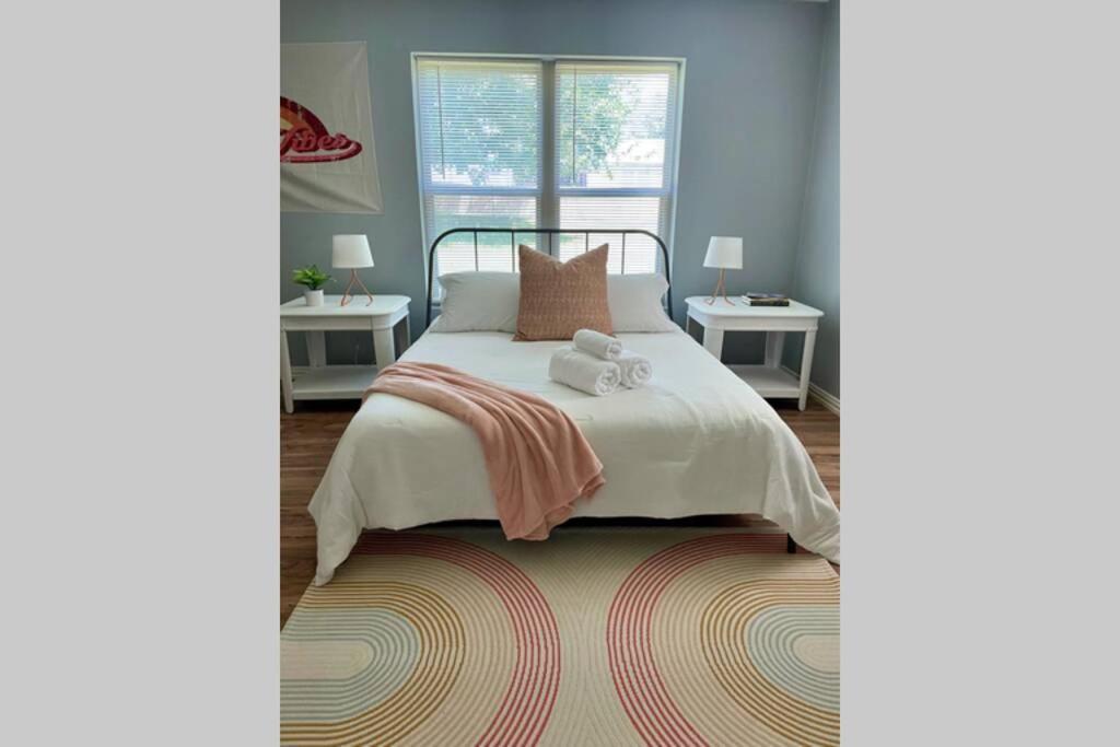 **Min Frm Dwntwn Fort Worth*Modern*Cozy*Townhome** Kültér fotó