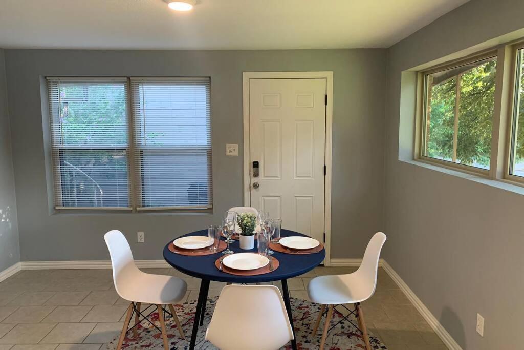 **Min Frm Dwntwn Fort Worth*Modern*Cozy*Townhome** Kültér fotó